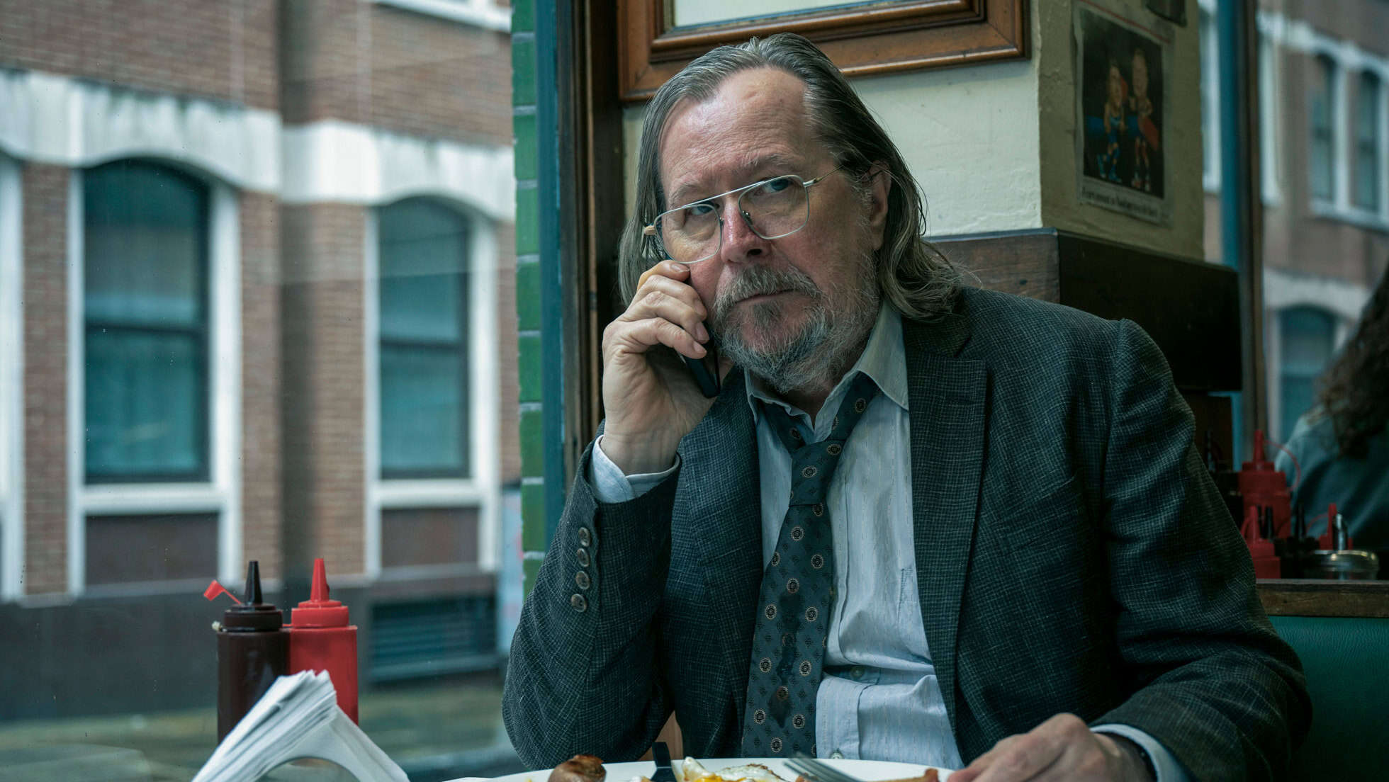 Apple TV+ unveils first look at season five of espionage drama “Slow Horses” - Apple TV+ Press