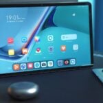 black flat screen computer monitor