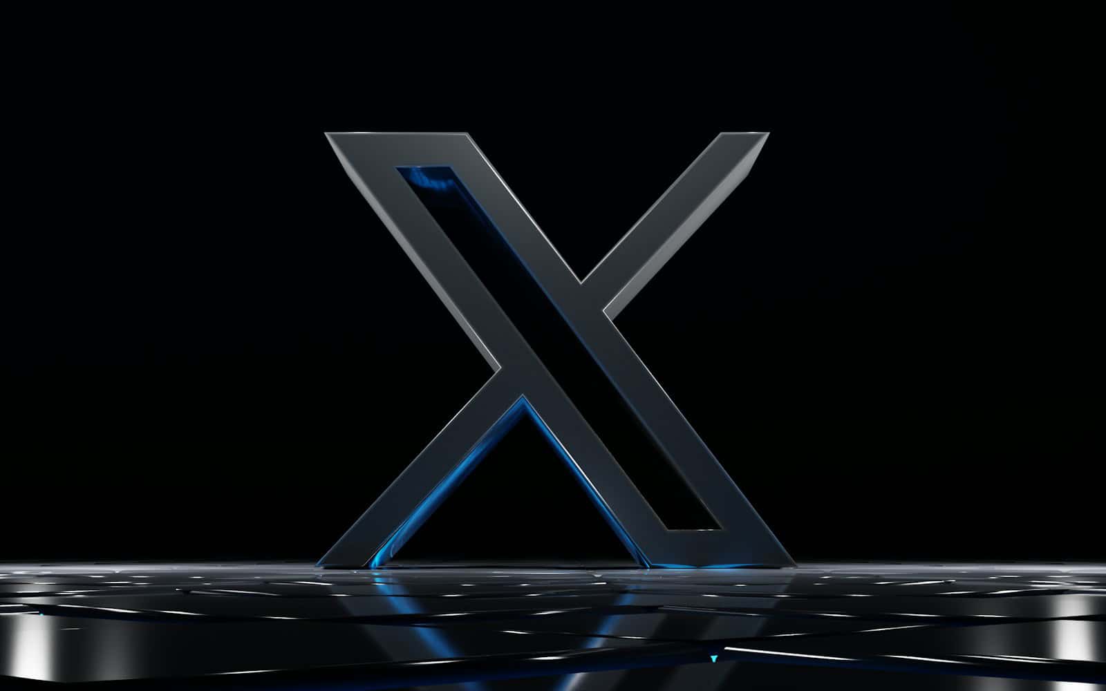 a black and white photo of the letter x