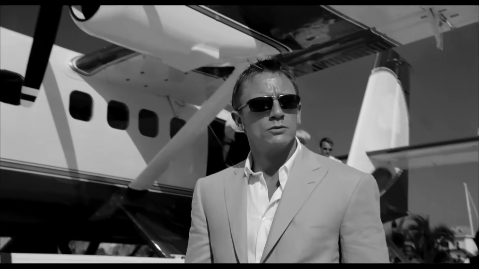 James Bond Screenshot