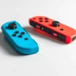 red and blue nintendo switch