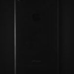 black samsung galaxys 6 edge